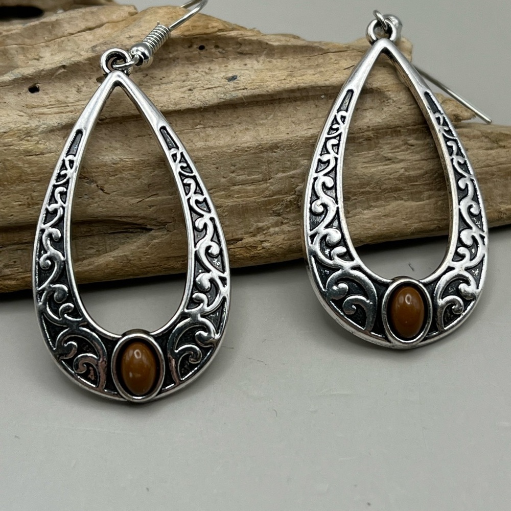 Elegant Silver and Brown Teardrop Earrings